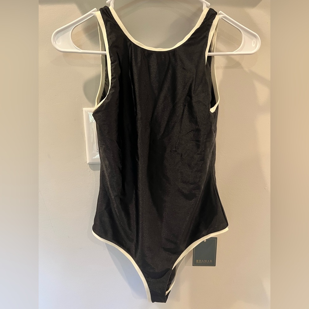 Boamar Muestra One-Piece Black Swimsuit with Cream Trim Low Back Cheeky sz small